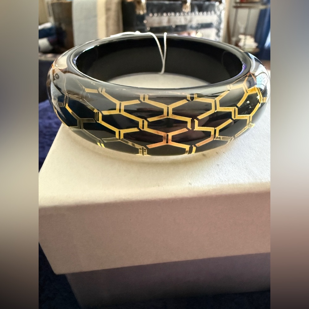 Calvin Klein NWTGeometric Black and Gold Bangle Bracelet